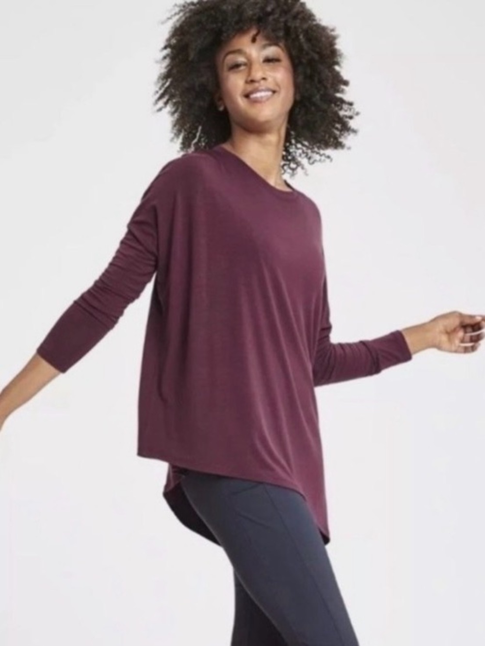 Athleta Cloudlight Relaxed Asym Top Long Sleeve Crewneck Top Burgundy Plum Small